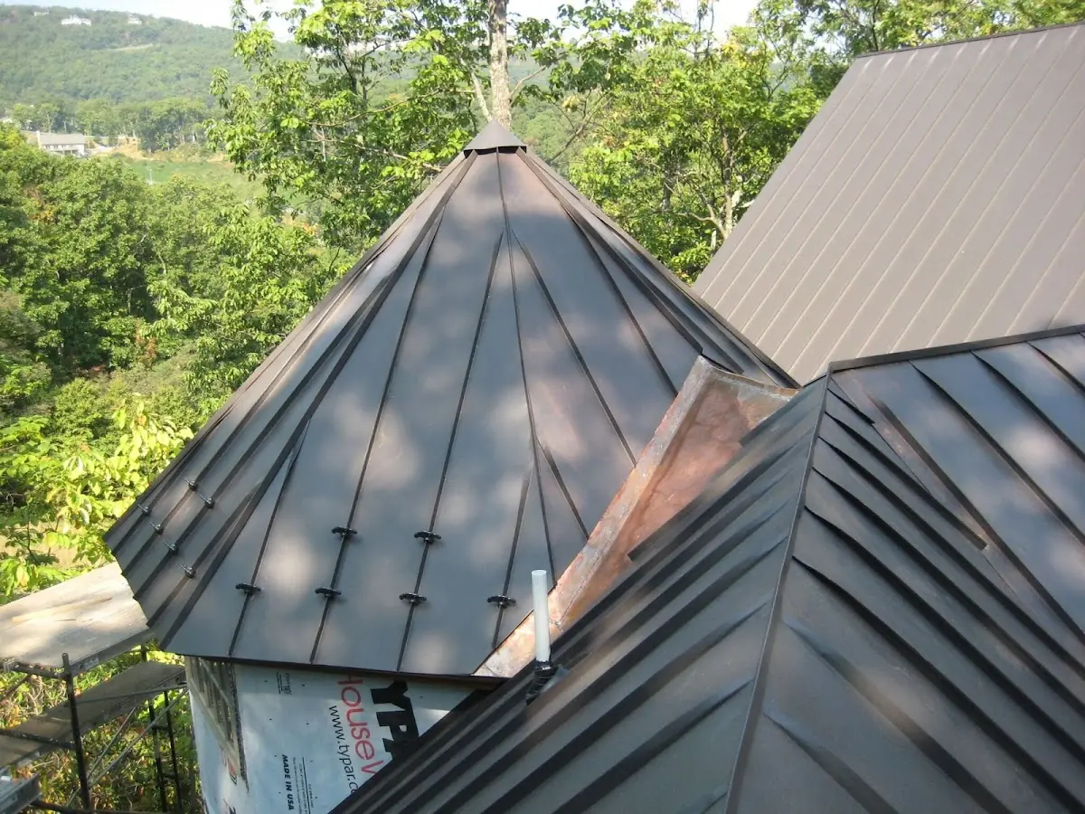 Professional Shingle Replacement & Repair by Craftsman Roofing in Clearwater